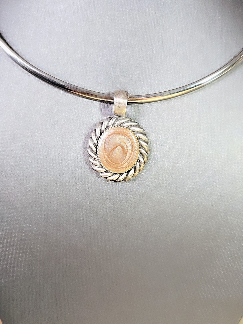 Kenneth Cole Silver Rope-Edge Pendant with Champagne Center